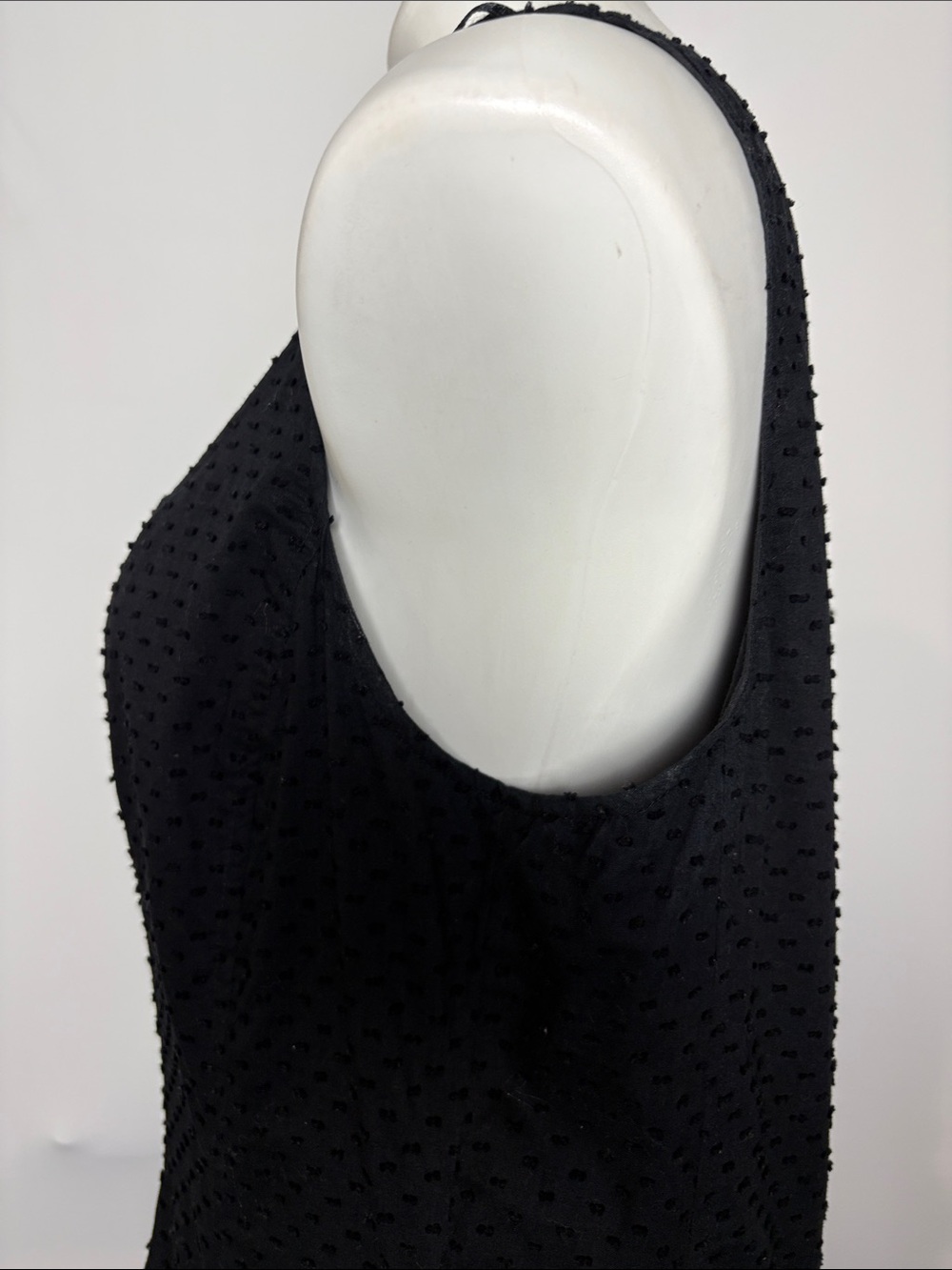 Sandra Darren Black Textured Sleeveless Fit & Flare Dress - Picture 8 of 10